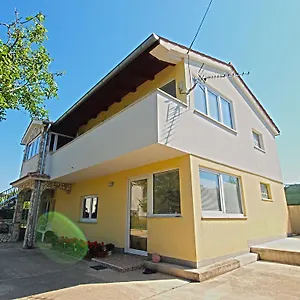 Apartmán 1112, Fažana