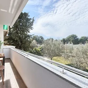 Rose Apartman